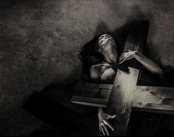 Roberto Savioli : Assolo  - Asta Fotografia: Unveiled Beauty - Associazione Nazionale - Case d'Asta italiane