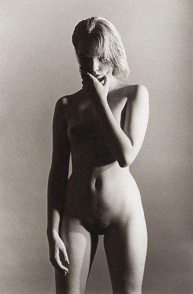 Denis Piel : Gia Carangi, Profumo  - Asta Fotografia: Unveiled Beauty - Associazione Nazionale - Case d'Asta italiane