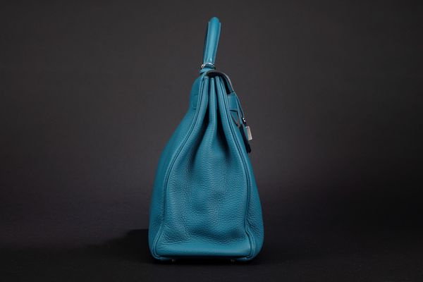 Hermès : Borsa Kelly Retourne 40 cm  - Asta Luxury Fashion - Associazione Nazionale - Case d'Asta italiane