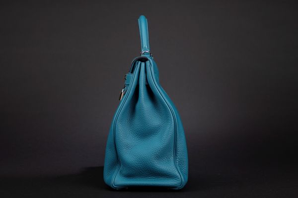 Hermès : Borsa Kelly Retourne 40 cm  - Asta Luxury Fashion - Associazione Nazionale - Case d'Asta italiane