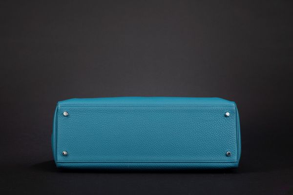 Hermès : Borsa Kelly Retourne 40 cm  - Asta Luxury Fashion - Associazione Nazionale - Case d'Asta italiane