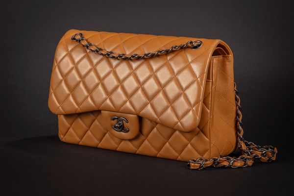 CHANEL : Borsa Jumbo  - Asta Luxury Fashion - Associazione Nazionale - Case d'Asta italiane