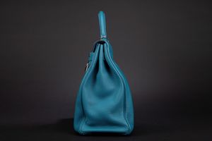 Hermès : Borsa Kelly Retourne 40 cm  - Asta Luxury Fashion - Associazione Nazionale - Case d'Asta italiane