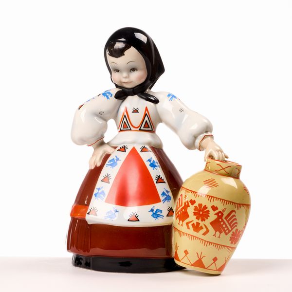 Lenci donna sarda con vaso  - Asta LA CASA DELL'ARCHITETTO Asta di Design - Associazione Nazionale - Case d'Asta italiane