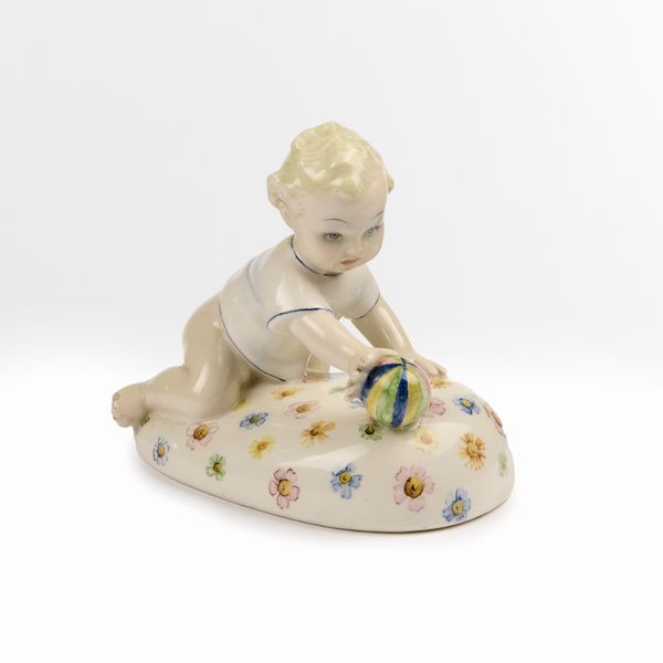 Abele Jacopi : Lenci putto con palla  - Asta LA CASA DELL'ARCHITETTO Asta di Design - Associazione Nazionale - Case d'Asta italiane