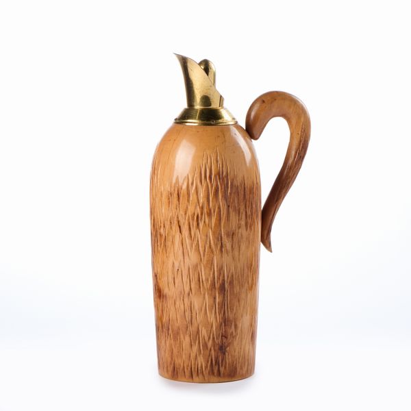 ALDO TURA : Thermos in legno intagliato e ottone  - Asta LA CASA DELL'ARCHITETTO Asta di Design - Associazione Nazionale - Case d'Asta italiane