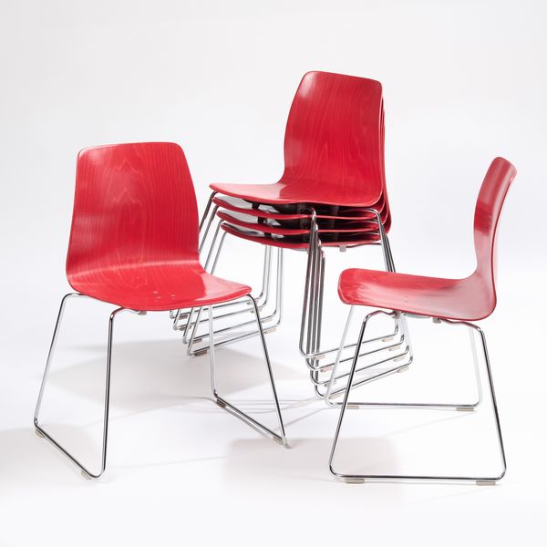 Jasper Morrison : Sei sedie impilabili Tate  - Asta LA CASA DELL'ARCHITETTO Asta di Design - Associazione Nazionale - Case d'Asta italiane