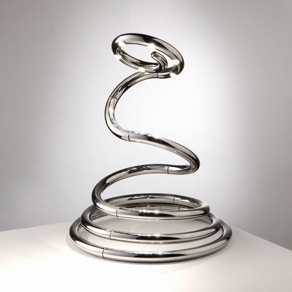 RON ARAD : Lampada da tavolo snodabile Pizzakobra  - Asta LA CASA DELL'ARCHITETTO Asta di Design - Associazione Nazionale - Case d'Asta italiane