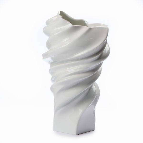 Cédric Ragot : Vaso �Squall� in porcellana  - Asta LA CASA DELL'ARCHITETTO Asta di Design - Associazione Nazionale - Case d'Asta italiane