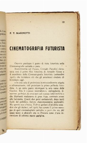 EMILIO BOCCAFUSCA : Studenti fascisti cantano cos.  - Asta Libri, autografi e manoscritti - Associazione Nazionale - Case d'Asta italiane