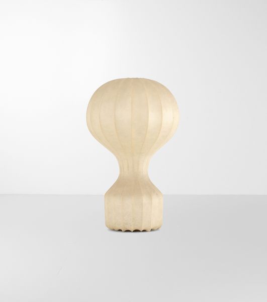 ACHILLE E PIERGIACOMO CASTIGLIONI : Lampada da tavolo mod. Gatto  - Asta Design Lab - Associazione Nazionale - Case d'Asta italiane