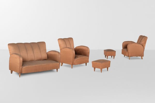 Divano, due poltrone e due pouf  - Asta Design Lab - Associazione Nazionale - Case d'Asta italiane