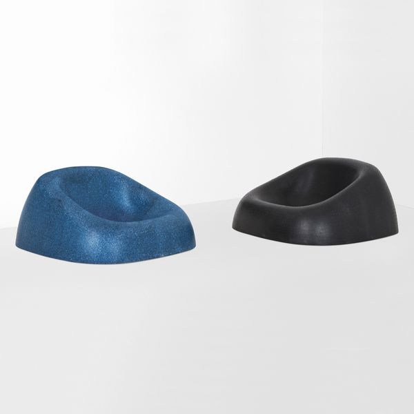 Ross Lovegrove : Due poltrone mod. Air One  - Asta Design Lab - Associazione Nazionale - Case d'Asta italiane