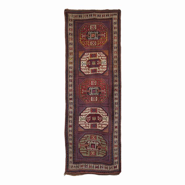 Passatoia Kazak, Caucaso fine XIX secolo  - Asta Tappeti antichi dalla collezione di Manlio e Raoul Cabib - Associazione Nazionale - Case d'Asta italiane