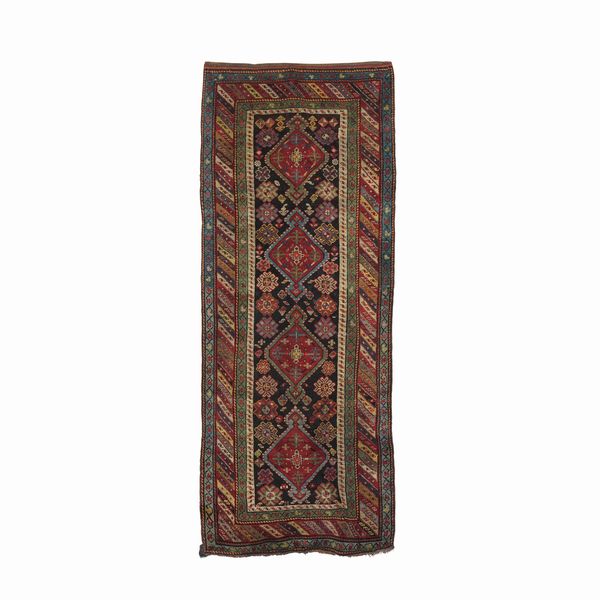 Passatoia Caucaso fine XIX inizio XX secolo  - Asta Tappeti antichi dalla collezione di Manlio e Raoul Cabib - Associazione Nazionale - Case d'Asta italiane