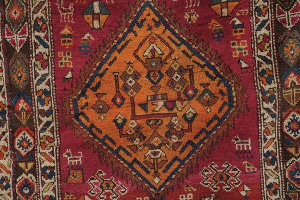 Passatoia sud Persia fine XIX inizio XX secolo  - Asta Tappeti antichi dalla collezione di Manlio e Raoul Cabib - Associazione Nazionale - Case d'Asta italiane