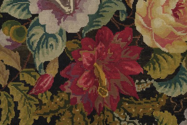 Piccolo punto. Inghilterra inizio XX secolo  - Asta Tappeti antichi dalla collezione di Manlio e Raoul Cabib - Associazione Nazionale - Case d'Asta italiane