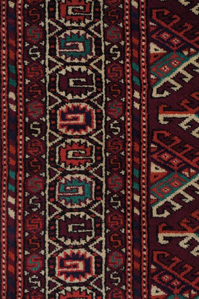 Tappeto Yomut, Turkestan occidentale XX secolo  - Asta Tappeti antichi dalla collezione di Manlio e Raoul Cabib - Associazione Nazionale - Case d'Asta italiane