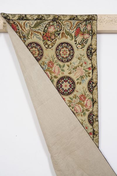 Piccolo punto Europa, inizio XX secolo  - Asta Tappeti antichi dalla collezione di Manlio e Raoul Cabib - Associazione Nazionale - Case d'Asta italiane