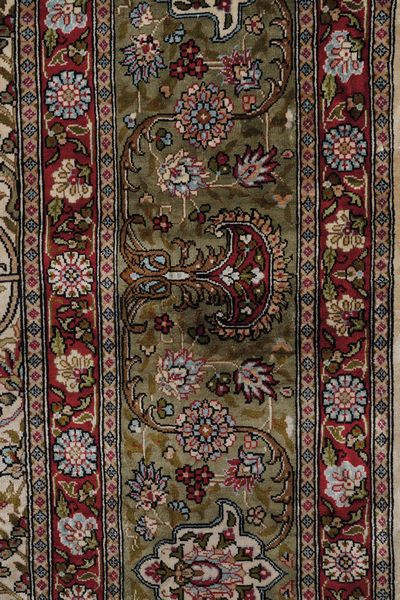 Tappeto in seta, Anatolia met XX secolo  - Asta Tappeti antichi dalla collezione di Manlio e Raoul Cabib - Associazione Nazionale - Case d'Asta italiane