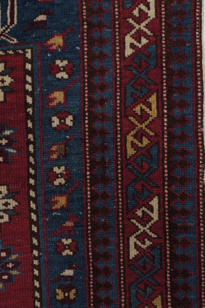 Tappeto Shirvan, Caucaso fine XIX secolo  - Asta Tappeti antichi dalla collezione di Manlio e Raoul Cabib - Associazione Nazionale - Case d'Asta italiane