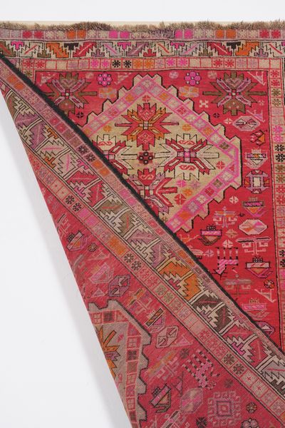 Tappeto Caucaso, inizio XX secolo  - Asta Tappeti antichi dalla collezione di Manlio e Raoul Cabib - Associazione Nazionale - Case d'Asta italiane