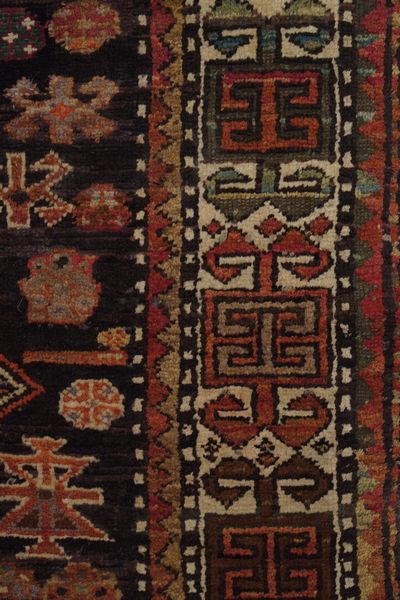 Tappeto Caucaso inizio XX secolo  - Asta Tappeti antichi dalla collezione di Manlio e Raoul Cabib - Associazione Nazionale - Case d'Asta italiane