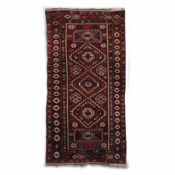 Tappeto Shirvan, Caucaso inizio XX secolo  - Asta Tappeti antichi dalla collezione di Manlio e Raoul Cabib - Associazione Nazionale - Case d'Asta italiane