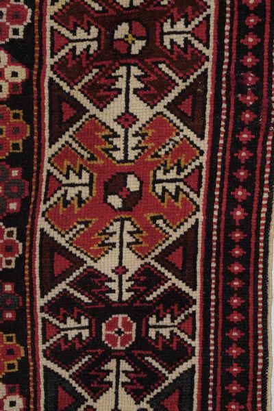 Tappeto Shirvan, Caucaso inizio XX secolo  - Asta Tappeti antichi dalla collezione di Manlio e Raoul Cabib - Associazione Nazionale - Case d'Asta italiane