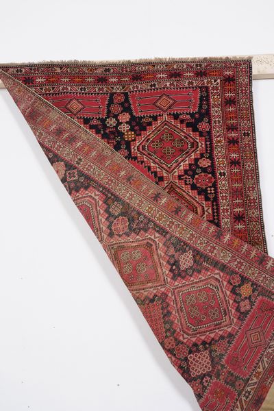 Tappeto Shirvan Caucaso inizio XX secolo  - Asta Tappeti antichi dalla collezione di Manlio e Raoul Cabib - Associazione Nazionale - Case d'Asta italiane