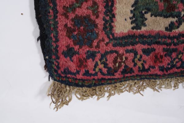 Tappeto Malayer, Persia inizio XX secolo  - Asta Tappeti antichi dalla collezione di Manlio e Raoul Cabib - Associazione Nazionale - Case d'Asta italiane