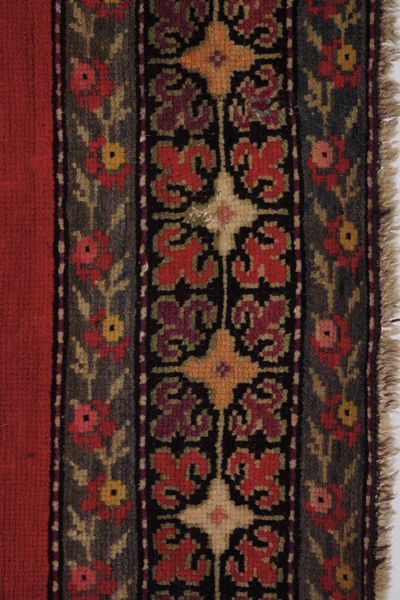 Particolare tappeto Karabagh, Caucaso inizio XX secolo  - Asta Tappeti antichi dalla collezione di Manlio e Raoul Cabib - Associazione Nazionale - Case d'Asta italiane