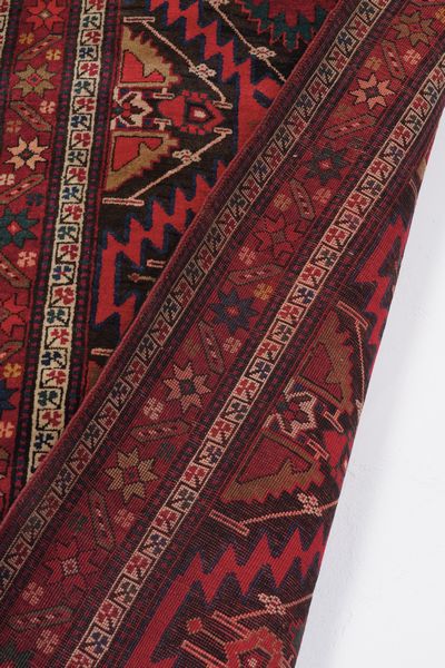 Passatoia Karabagh, Caucaso inizio XX secolo  - Asta Tappeti antichi dalla collezione di Manlio e Raoul Cabib - Associazione Nazionale - Case d'Asta italiane