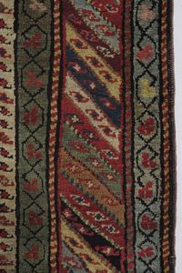 Passatoia Caucaso fine XIX inizio XX secolo  - Asta Tappeti antichi dalla collezione di Manlio e Raoul Cabib - Associazione Nazionale - Case d'Asta italiane