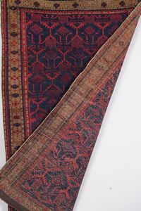 Tappeto  fine XIX inizio XX secolo  - Asta Tappeti antichi dalla collezione di Manlio e Raoul Cabib - Associazione Nazionale - Case d'Asta italiane