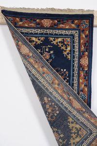 Tappeto Cina inizio XX secolo  - Asta Tappeti antichi dalla collezione di Manlio e Raoul Cabib - Associazione Nazionale - Case d'Asta italiane