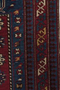 Tappeto Shirvan, Caucaso fine XIX secolo  - Asta Tappeti antichi dalla collezione di Manlio e Raoul Cabib - Associazione Nazionale - Case d'Asta italiane