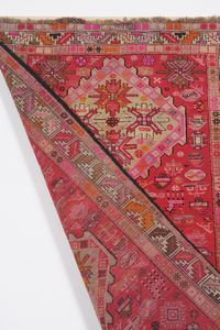 Tappeto Caucaso, inizio XX secolo  - Asta Tappeti antichi dalla collezione di Manlio e Raoul Cabib - Associazione Nazionale - Case d'Asta italiane