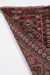 Tappeto Shirvan, Caucaso inizio XX secolo  - Asta Tappeti antichi dalla collezione di Manlio e Raoul Cabib - Associazione Nazionale - Case d'Asta italiane