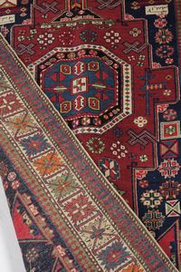 Tappeto Shirvan, Caucaso fine XIX secolo  - Asta Tappeti antichi dalla collezione di Manlio e Raoul Cabib - Associazione Nazionale - Case d'Asta italiane