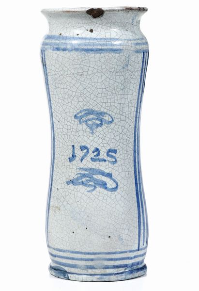 Albarello<BR>Napoli, datato 1725<BR>  - Asta Maioliche e Porcellane - Associazione Nazionale - Case d'Asta italiane