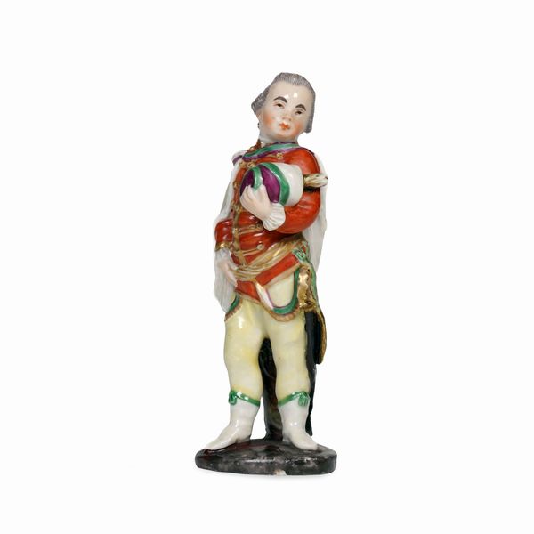 Figurina di bimbo ufficiale<BR>Ludwigsburg, 1765 circa<BR>  - Asta Maioliche e Porcellane - Associazione Nazionale - Case d'Asta italiane