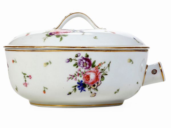 Casseruola<BR>Francia, Lille, Manufacture Royal de Monseigneur le Dauphin, 1784-1817<BR>  - Asta Maioliche e Porcellane - Associazione Nazionale - Case d'Asta italiane