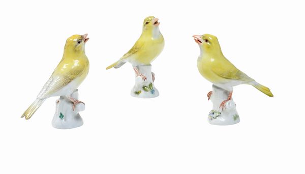 Tre figure di canarino<BR>Meissen, circa met del XX secolo<BR>  - Asta Maioliche e Porcellane - Associazione Nazionale - Case d'Asta italiane