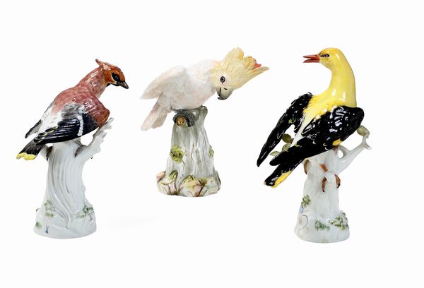 Tre figure di uccelli<BR>Meissen, fine XIX inizio XX secolo<BR>  - Asta Maioliche e Porcellane - Associazione Nazionale - Case d'Asta italiane