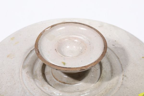 Alzatina<BR>Deruta, XVII secolo<BR>  - Asta Maioliche e Porcellane - Associazione Nazionale - Case d'Asta italiane