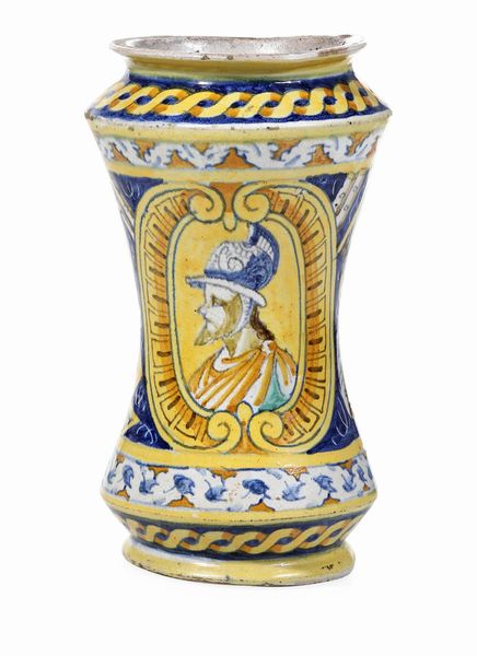 Albarello <BR>Palermo, Bottega di Paolo Lazzaro, datato 1612<BR>  - Asta Maioliche e Porcellane - Associazione Nazionale - Case d'Asta italiane