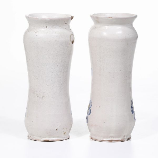 Coppia di albarelli<BR>Campania, (area napoletana), seconda met del XVII secolo<BR>  - Asta Maioliche e Porcellane - Associazione Nazionale - Case d'Asta italiane