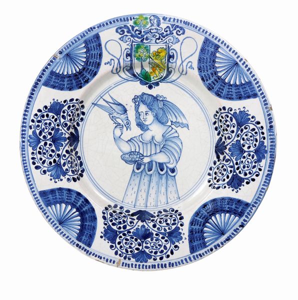 Piatto<BR>Laterza, ultimo ventennio del XVII secolo<BR>  - Asta Maioliche e Porcellane - Associazione Nazionale - Case d'Asta italiane