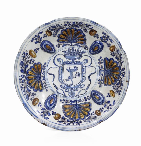 Alzata<BR>Laterza, verso il 1750<BR>  - Asta Maioliche e Porcellane - Associazione Nazionale - Case d'Asta italiane